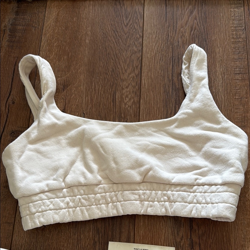 Women's cream sports br Bralette - medium